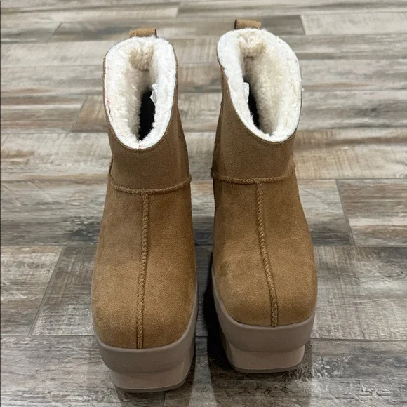 UGG Tan Women's Platform New Heights Suede Mini Boots - Picture 4 of 8